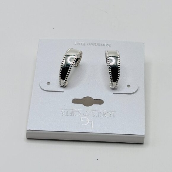 Lori’s Gifts Sensitive Ears Silver Tone Half Hoop Earrings Beaded Edge Hypoaller - Picture 3 of 4